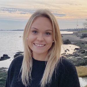 Meet your Posher, Brooke